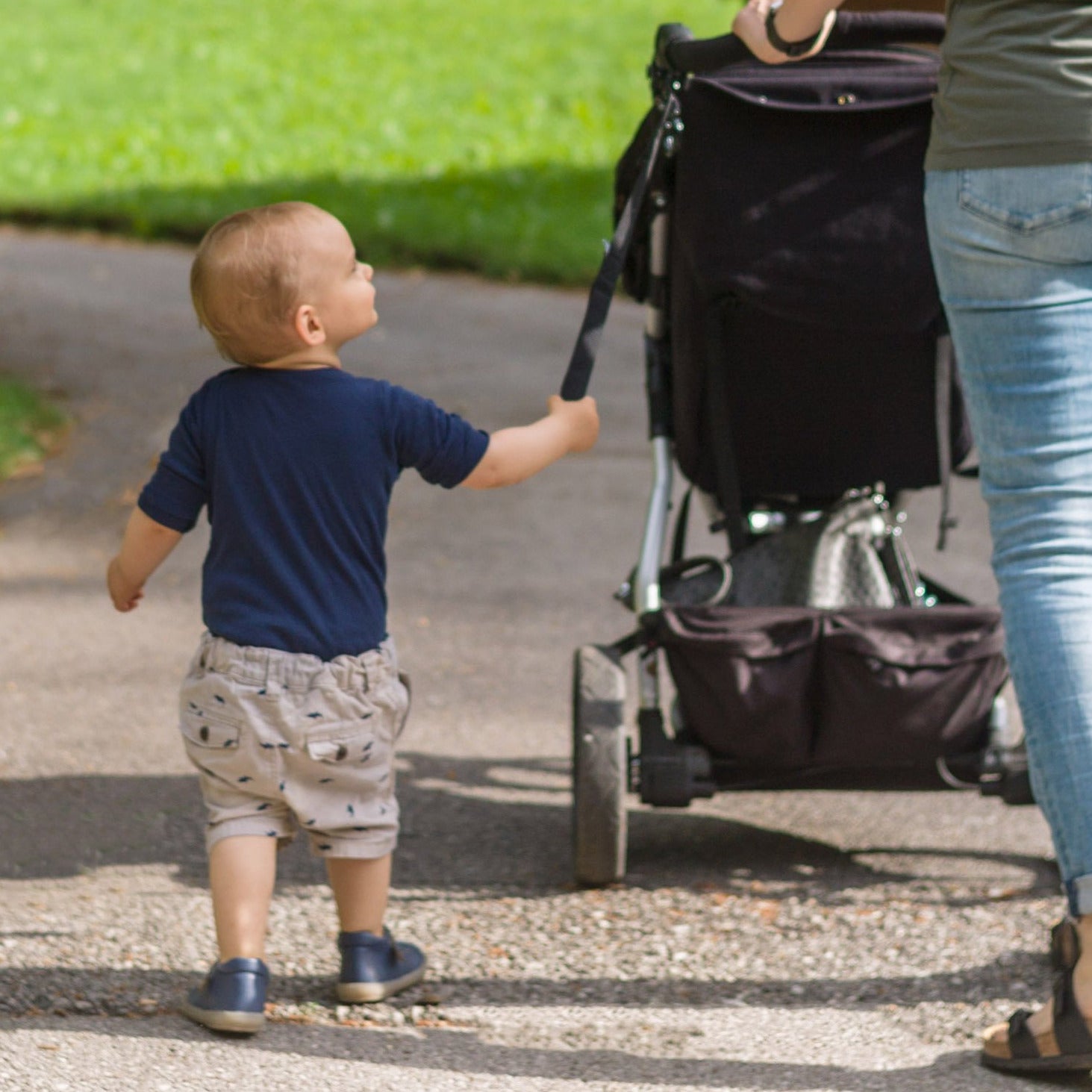 Längenverstellbare Kinderwagen-Schlaufe