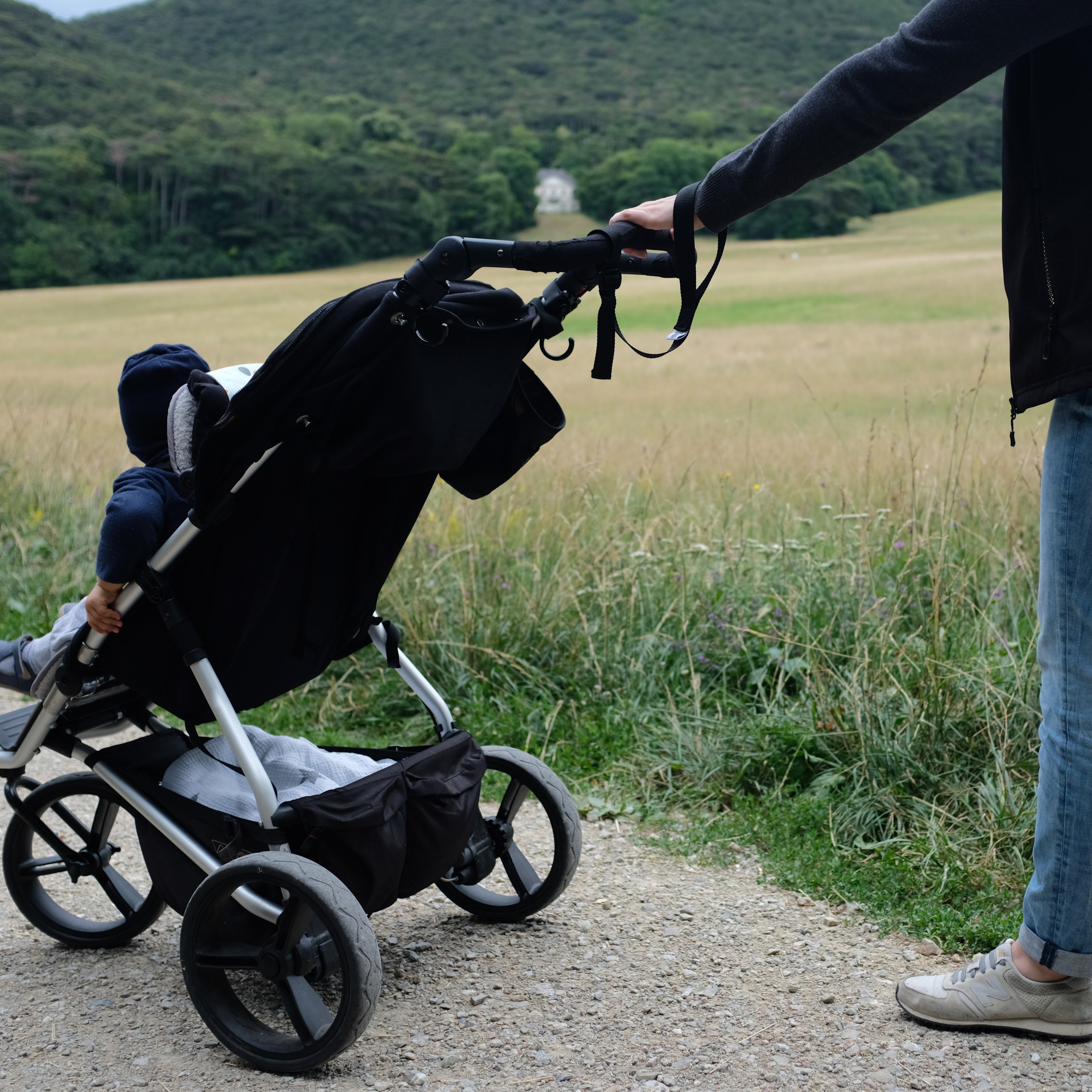 Längenverstellbare Kinderwagen-Schlaufe